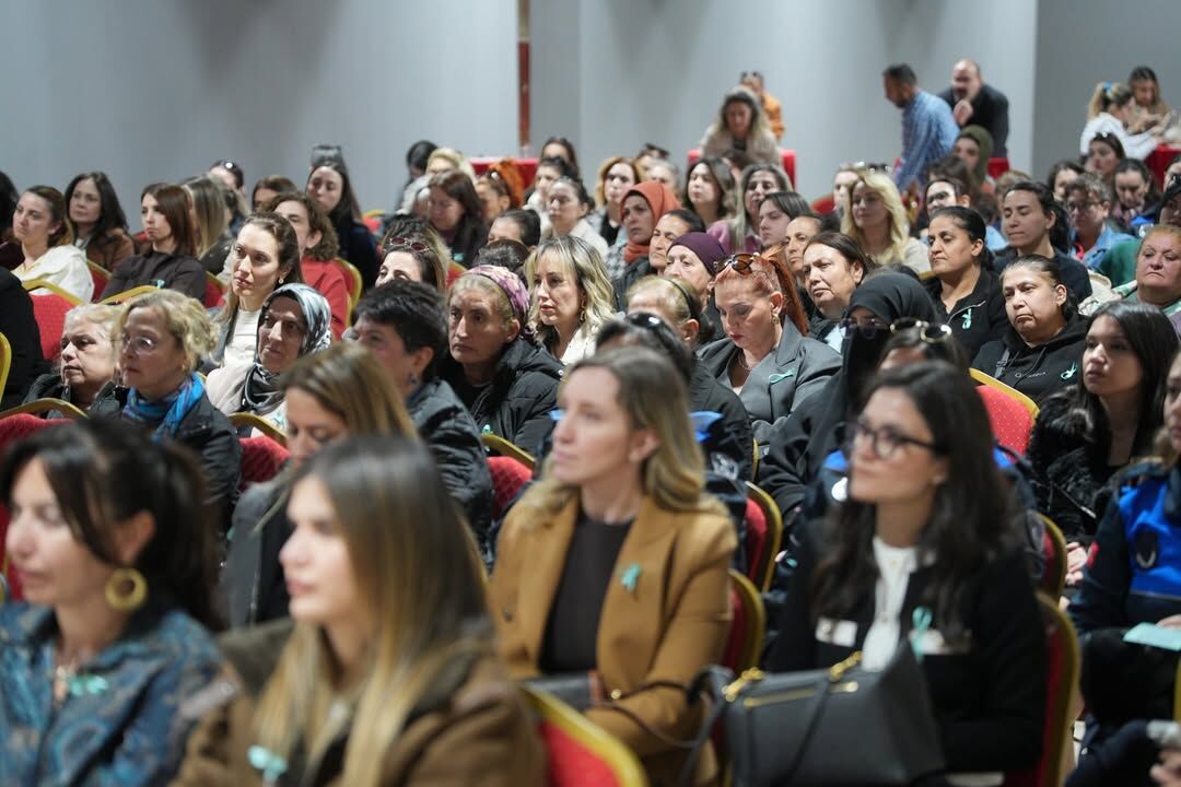 Seyhan’da Kadın Sağlığına Dikkat Çeken Söyleşi (3)