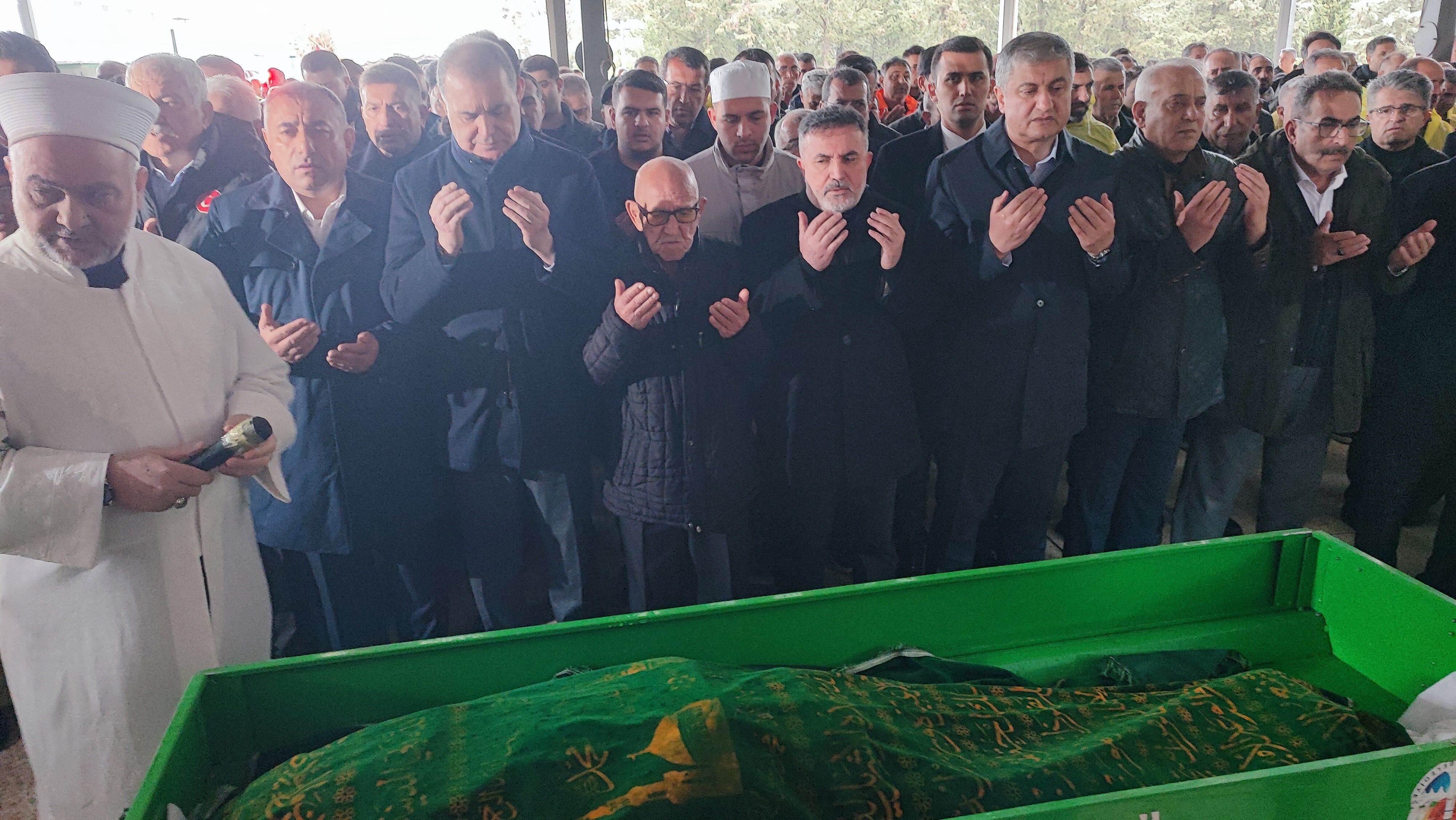 Tamer Dağlı’nın Annesi Son Yolculuğuna Uğurlandı (3)