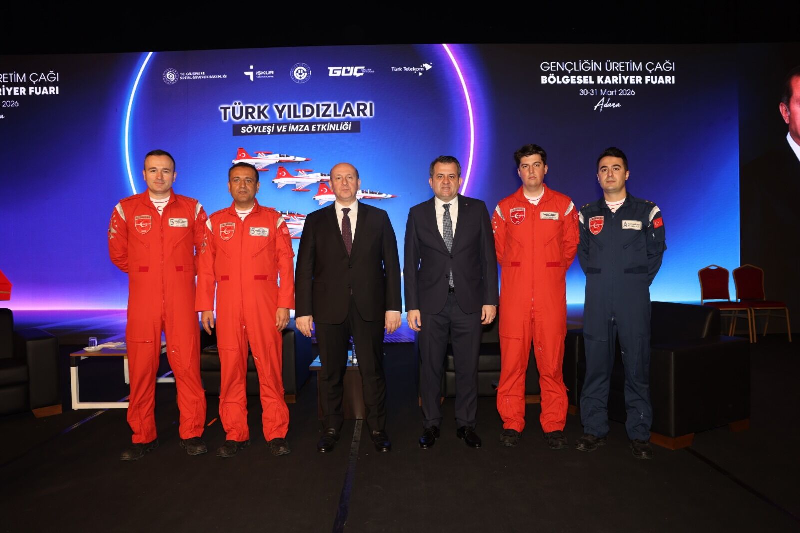 Türk Yıldızları Dabkaf 2026’Da Gençlerle Bir Araya Geldi (2)