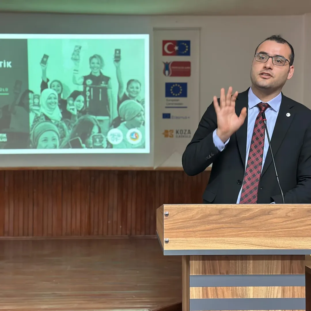 Yüreğir’de Öğrenci Ve Velilere Bağımlılıkla Mücadele Eğitimi (1)