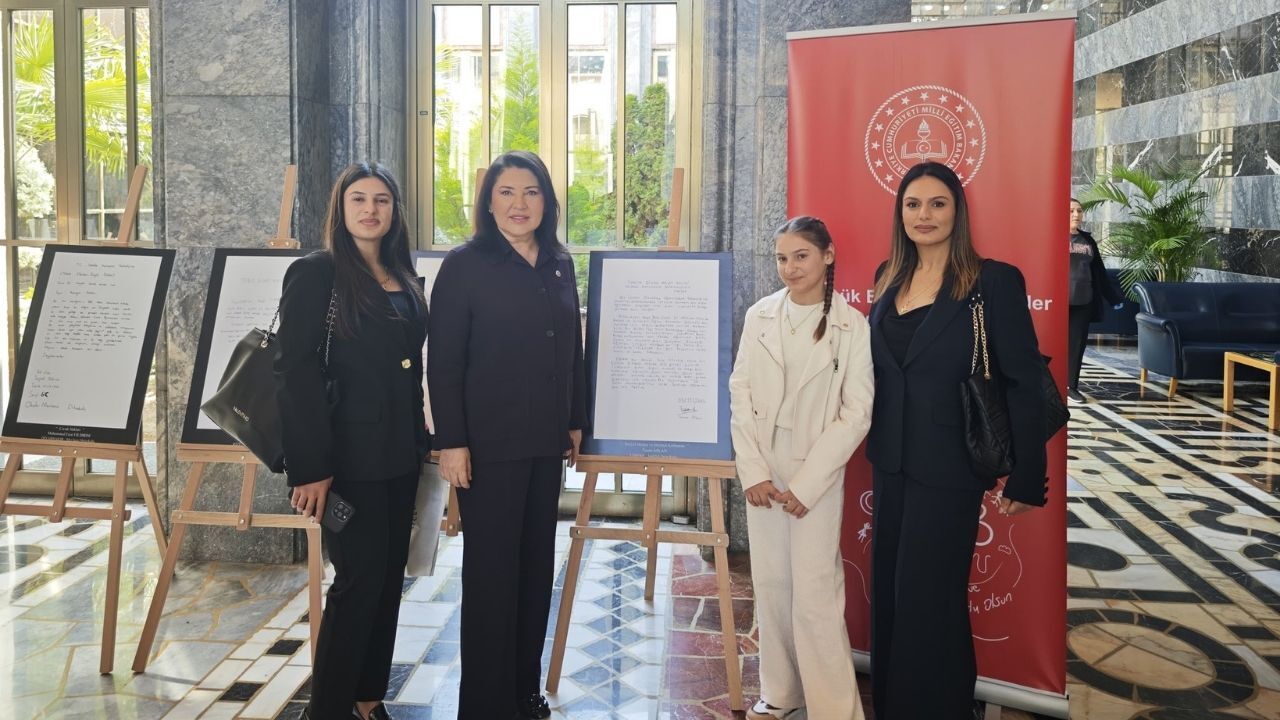 81 Ilden Öğrenciler Dileklerini Tbmm’ye Gönderdi (1)