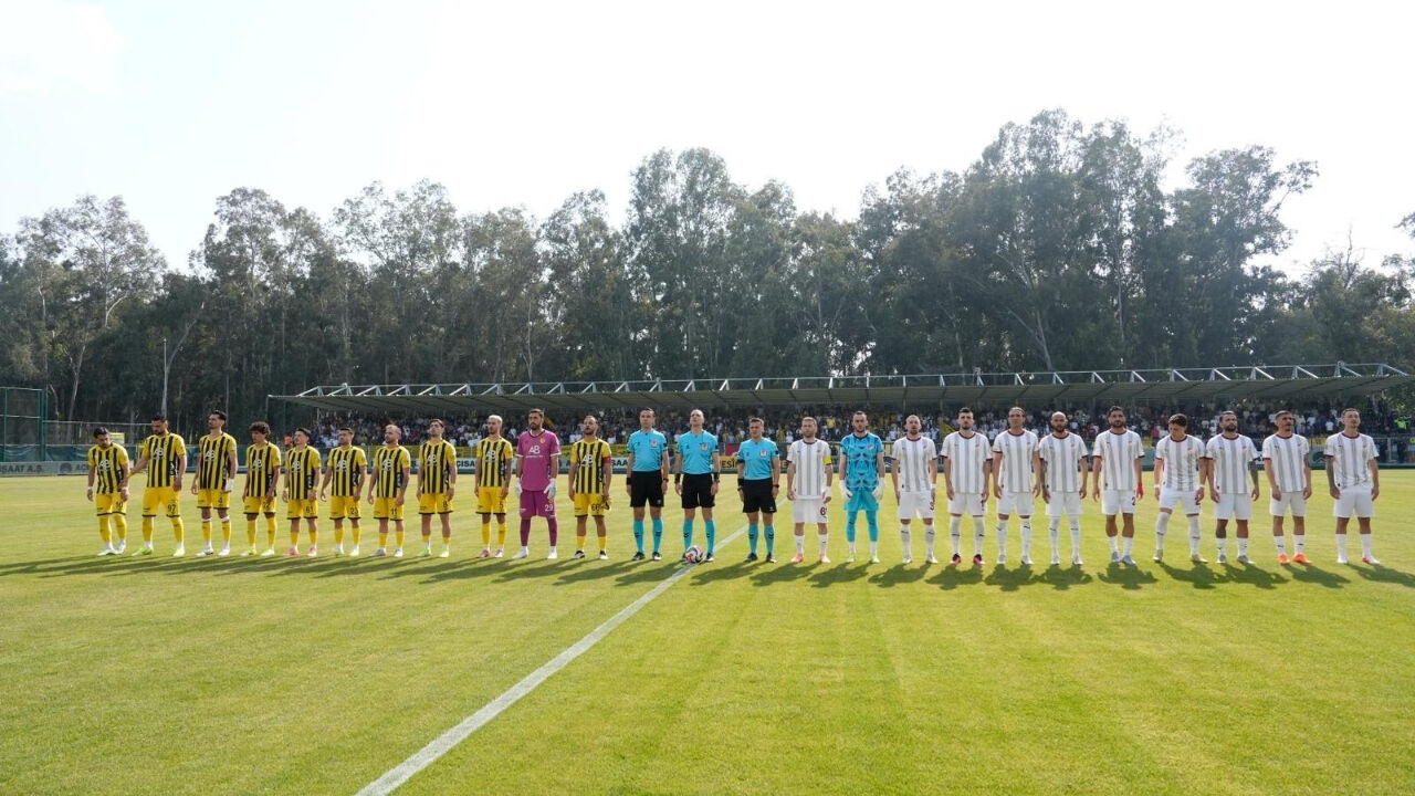 Adana 01 Fk Kendi Evinde Elazığa 4 2 Mağlup Oldu (3)