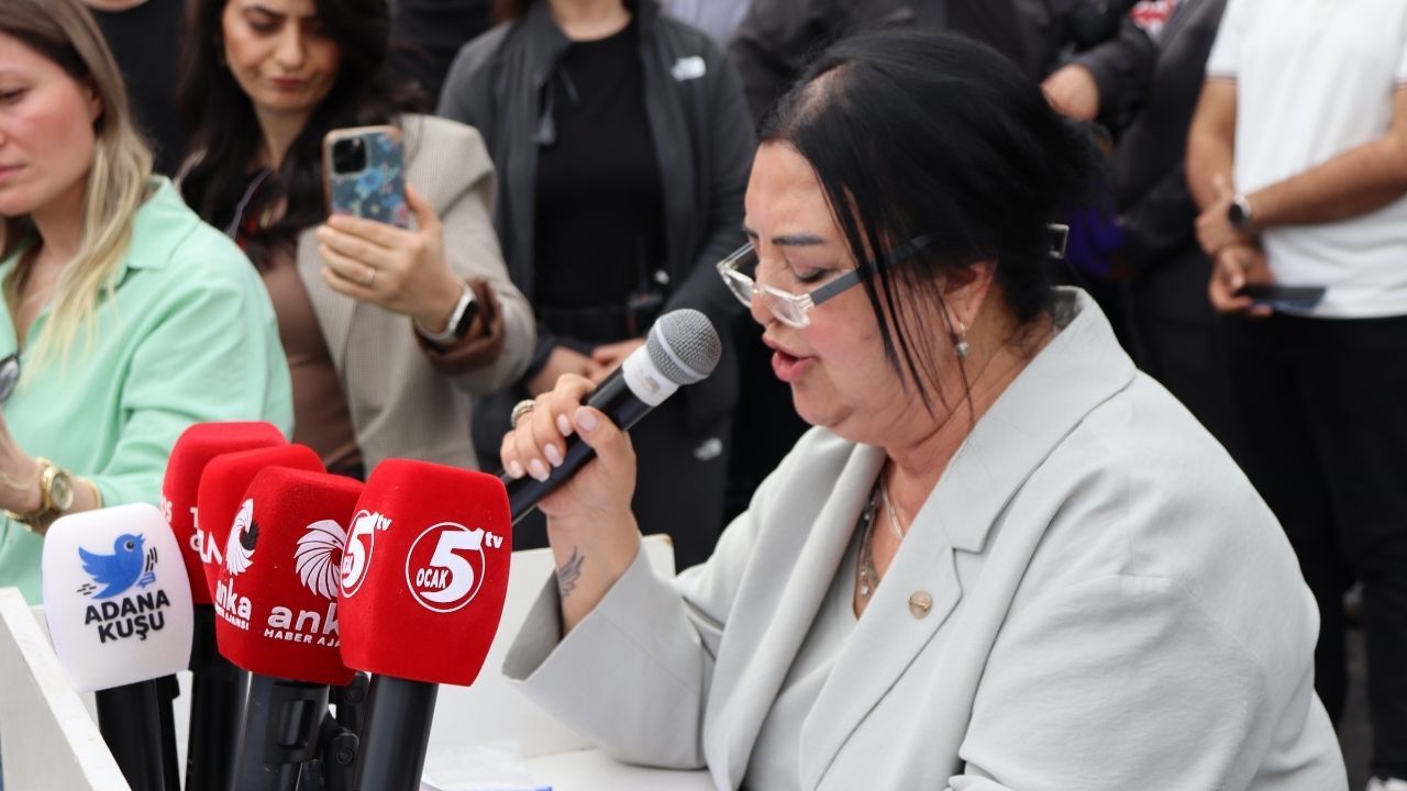 Adana’da Adalet Çağrısı “Oya Tekin’e Özgürlük” Mitingi Düzenlendi (5)