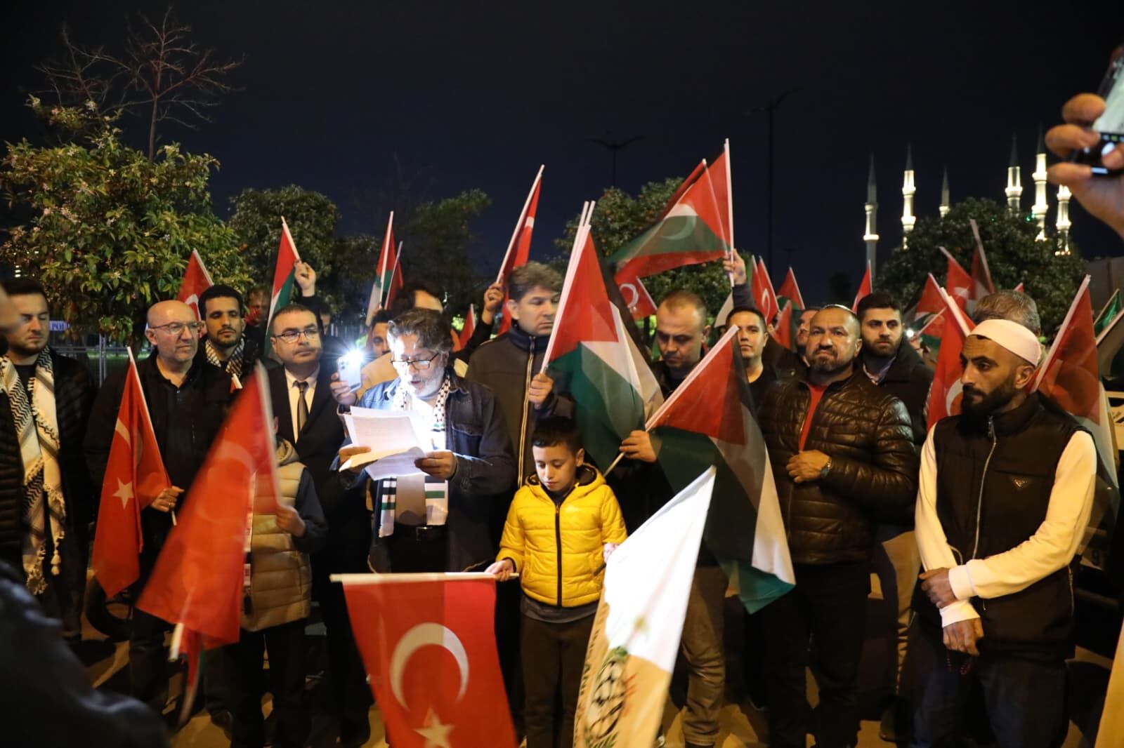 Adana’da Binlerce Kişi Filistin Için Tek Yürek Oldu (1)