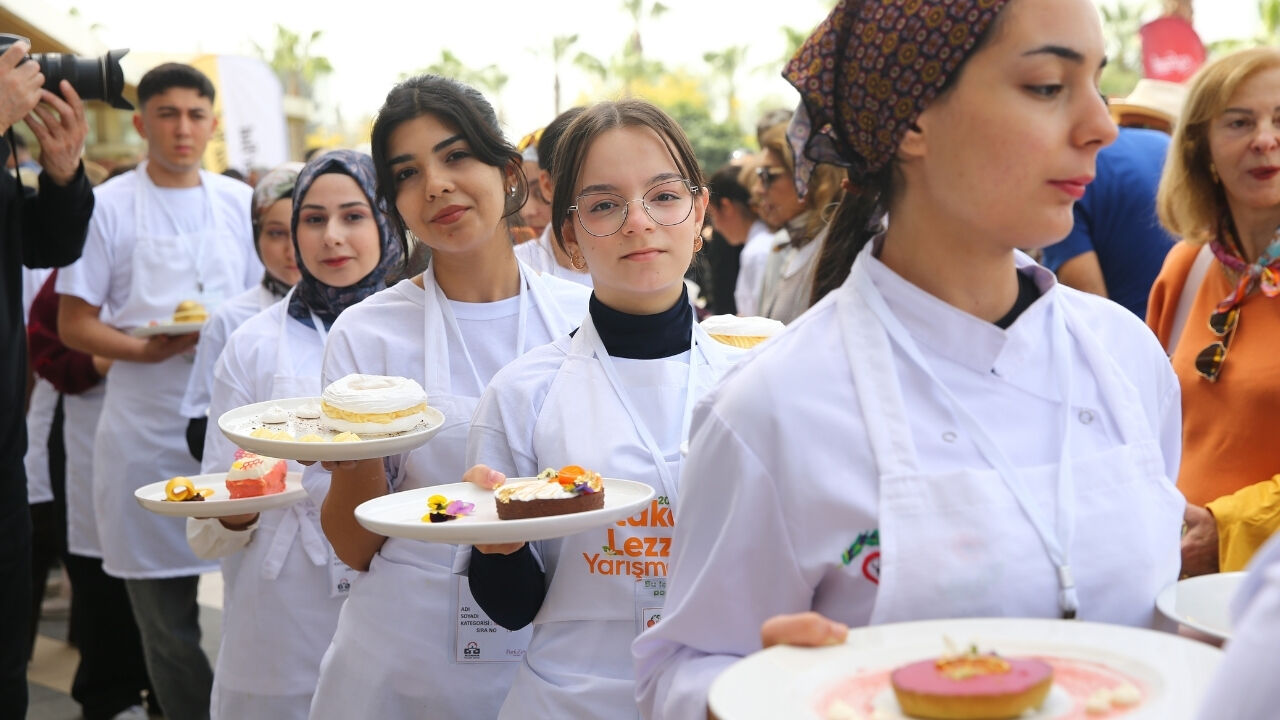 Adana'da Karnaval Kapsamında Portakallı Lezzetler Yarışması Düzenlendi (2)
