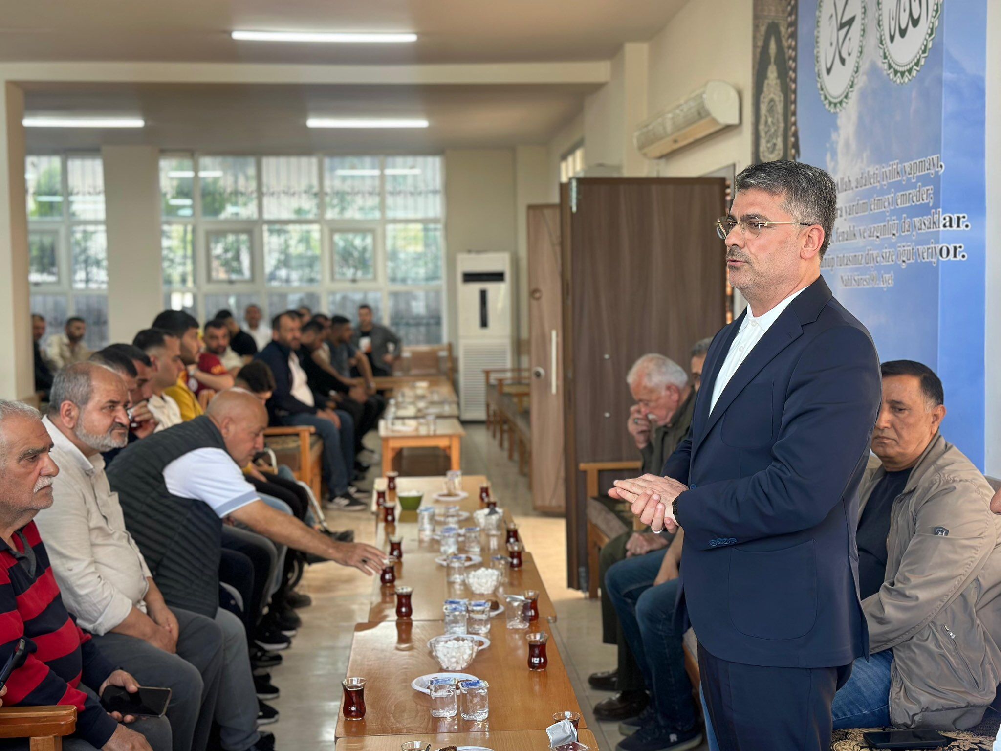 Ak Parti Heyeti Dağlıoğlu Mahallesi’nde Vatandaşlarla Buluştu (1)