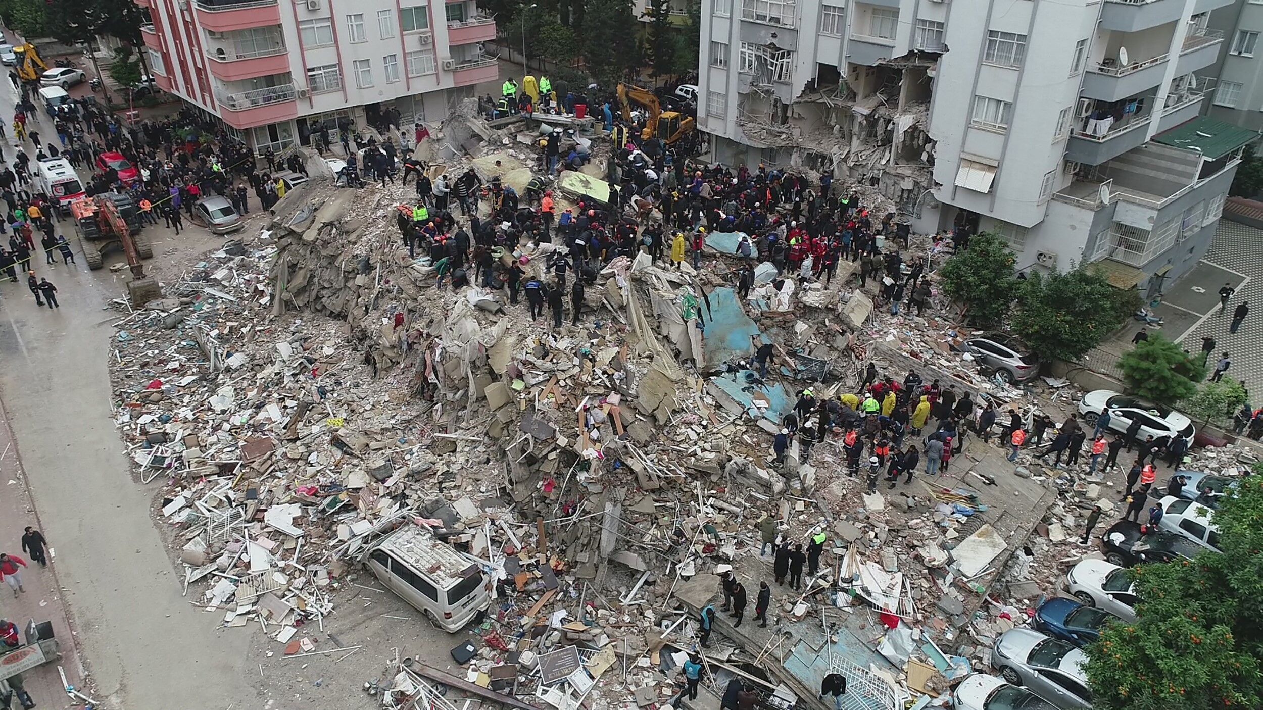 Alpargün Apartmanı’nda Ceza Indirimi Aileler Isyan Etti (1)-1