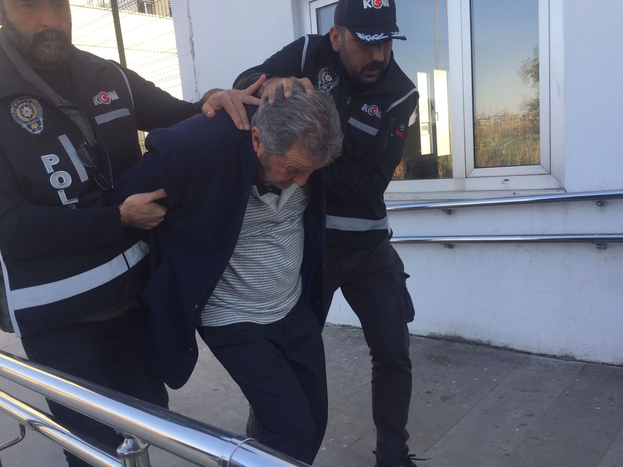 Alpargün Apartmanı’nda Ceza Indirimi Aileler Isyan Etti (3)