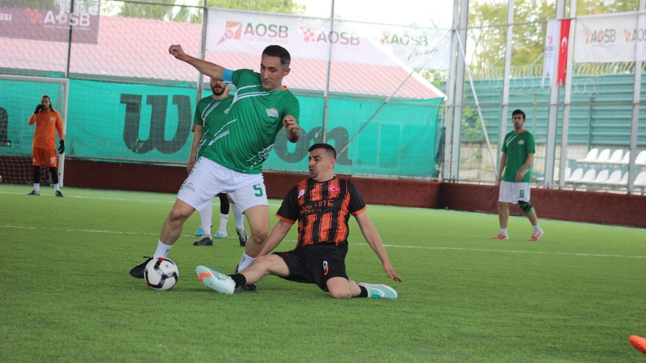 Aosb Futbol Turnuvası’nda Tempo Yükseldi İkinci Hafta Nefes Kesti (2)