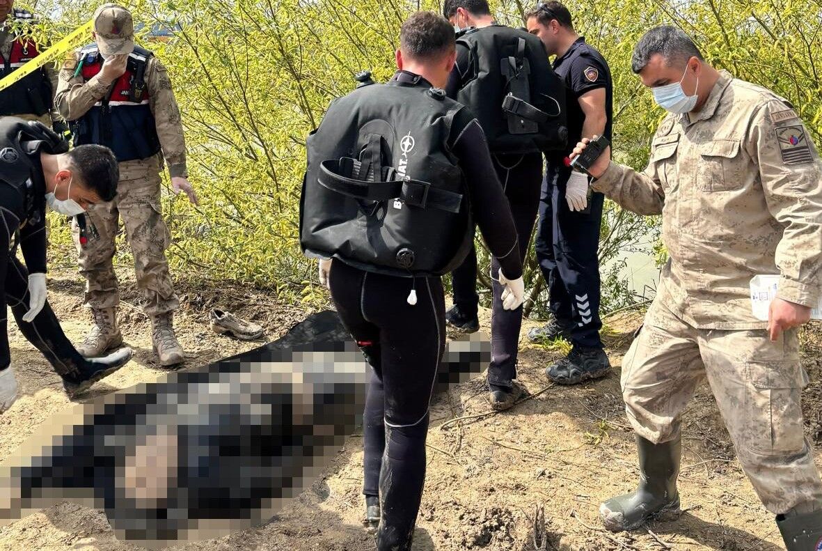 Asi Nehri’nde Korkunç Manzara! Erkek Cesedi Bulundu (1)