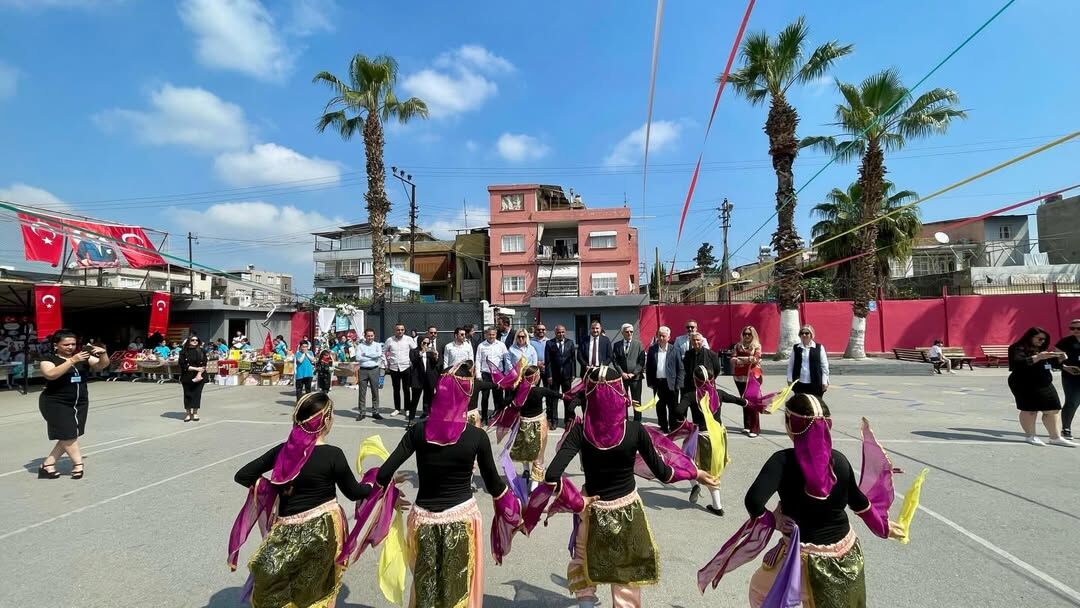 Atıklar Sanata Dönüştü Turgut Reis İlkokulu’ndan Alkış Alan Sıfır Atık Sergisi (1)