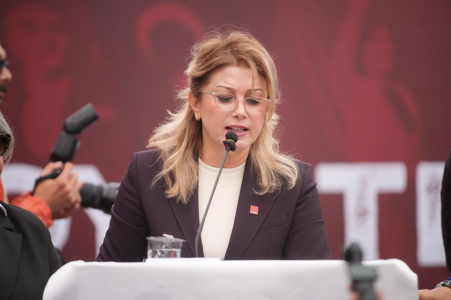 Başkan Oya Teki̇n'e Destek Toplantisi 4