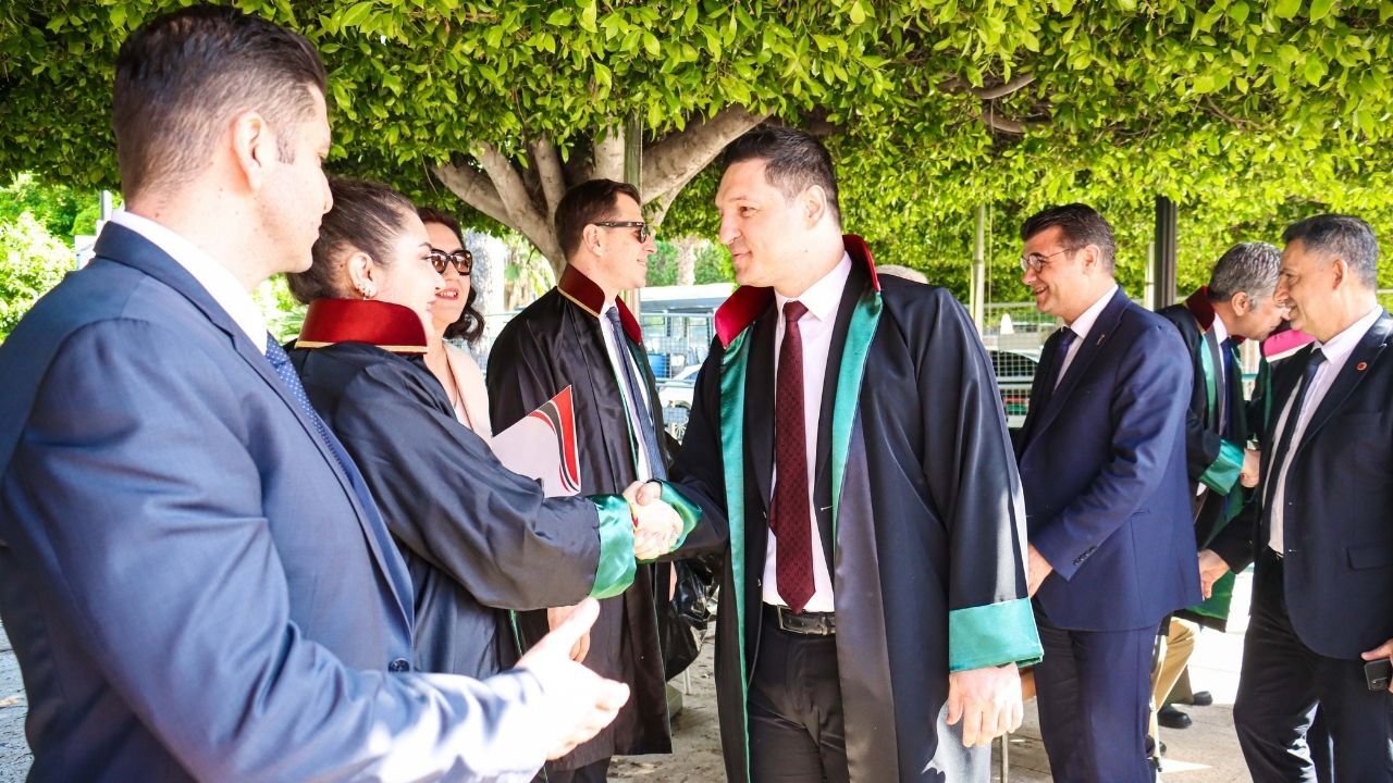Böke’den Avukatlar Günü’nde Sert Mesaj “Adalet Yoksa Huzur Da Yoktur” (3)