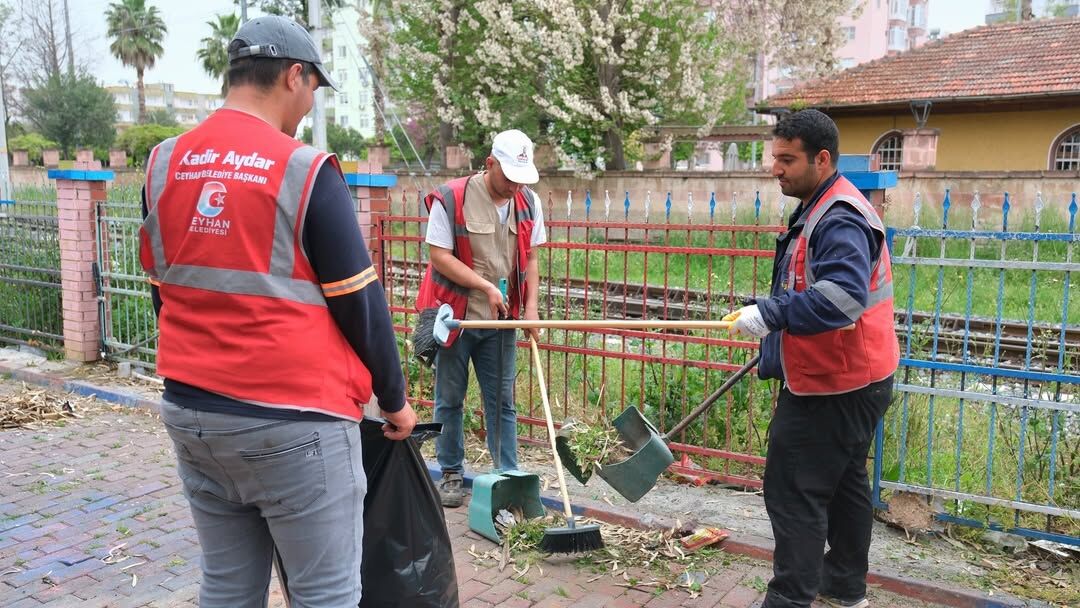Ceyhan Belediyesi’nden Kapsamlı Temizlik Atağı (15)