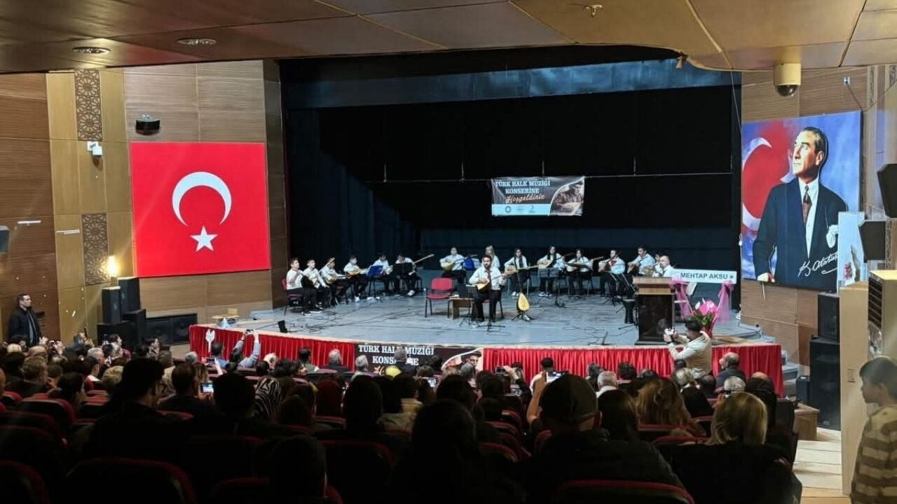 Ceyhan’da Bağlama Rüzgarı (2)