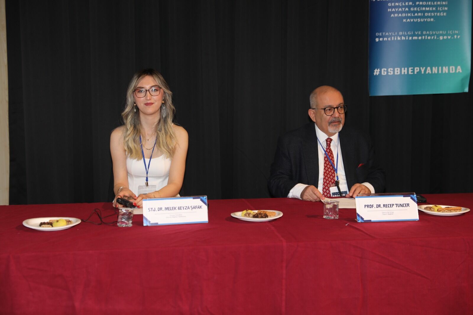 Çü’de Yapay Zekâ Zirvesi Cerrahinin Geleceği Masaya Yatırıldı (5)