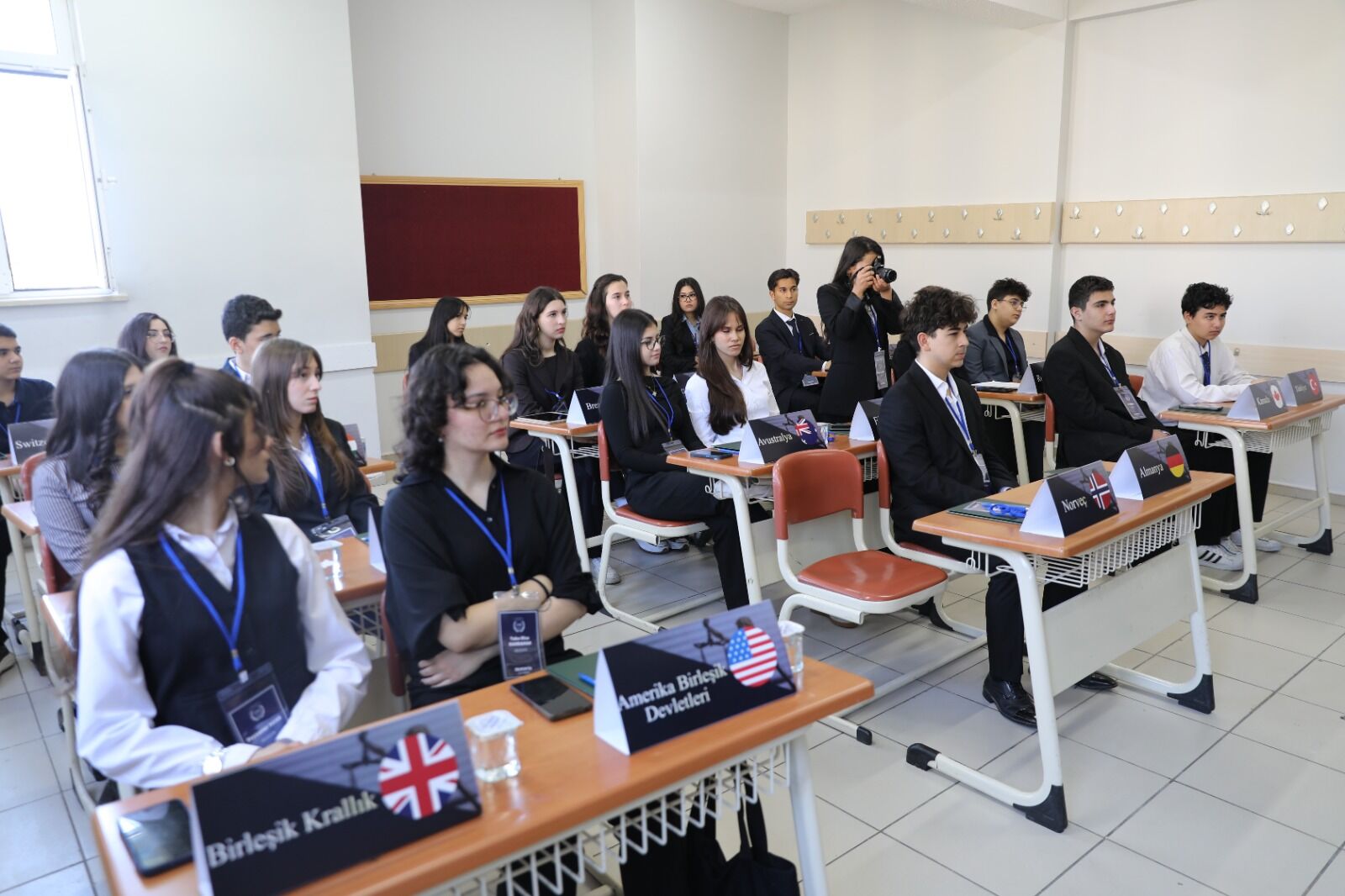 Çukurova’da Mun Zirvesi Gençler Küresel Sorunlara Çözüm Aradı (2)
