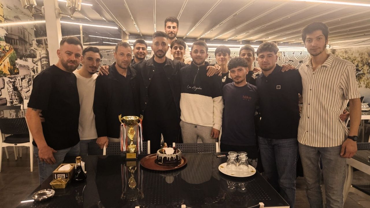 Dağlıoğluspor’da Şampiyonluk Yemeği (1)