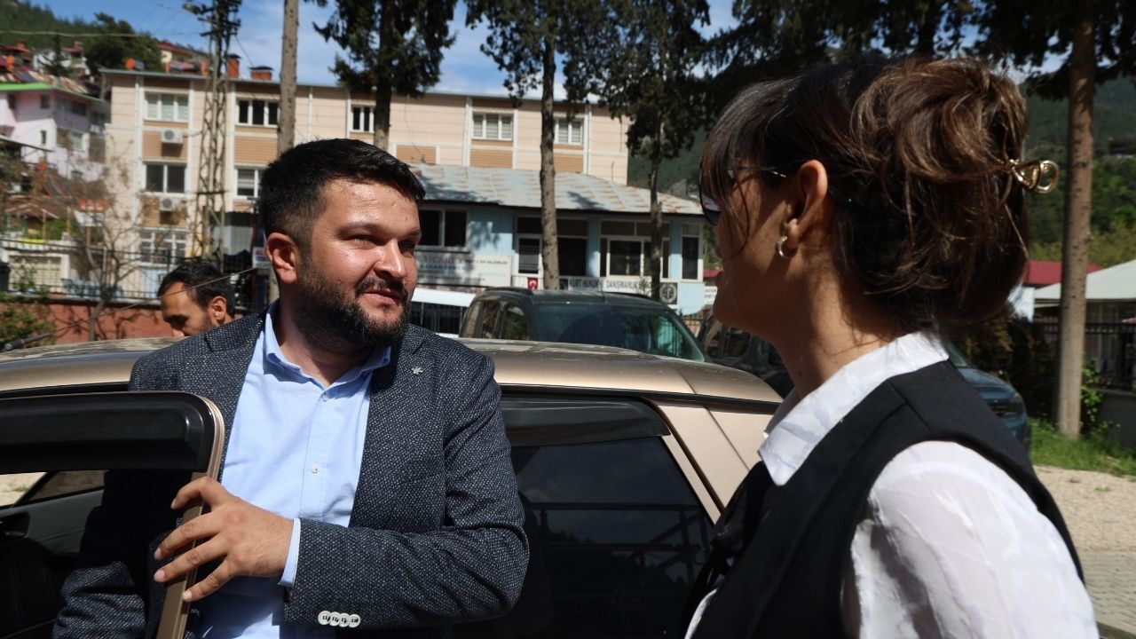 Feke’de Yürek Isıtan Olay Gaziye Otomobil Hediye Edildi