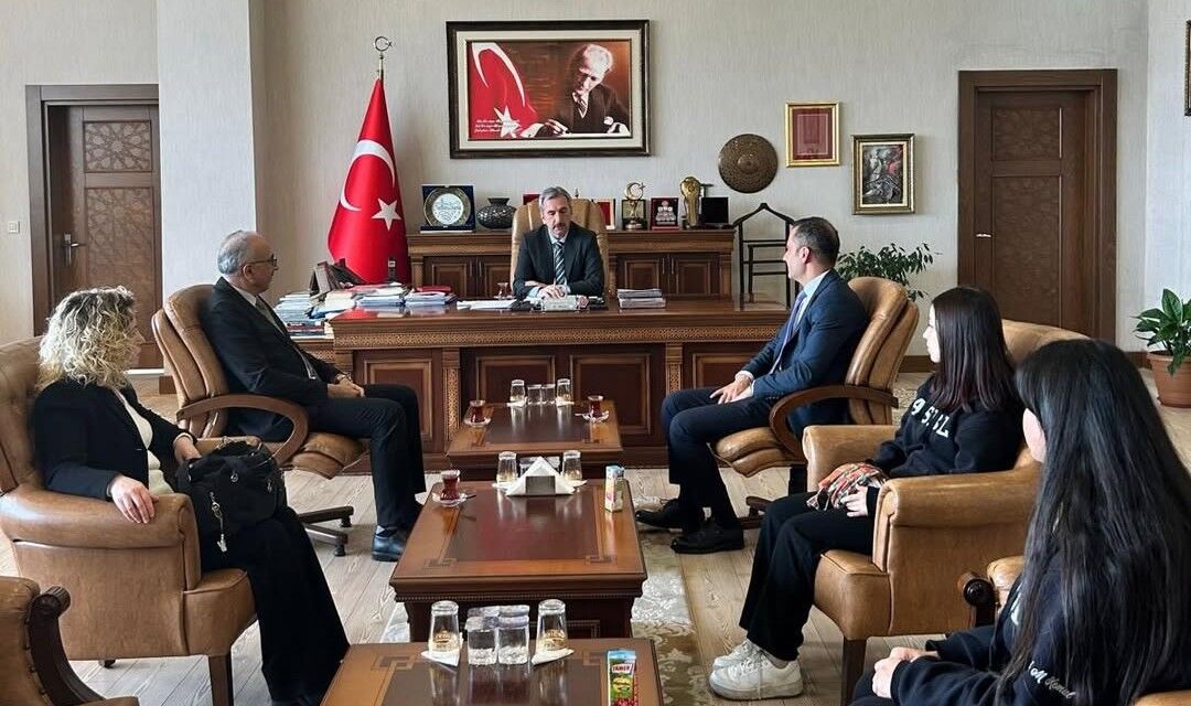 Finale Kalan Öğrencilere Kaymakam Dayanç’tan Tebrik (2)-1