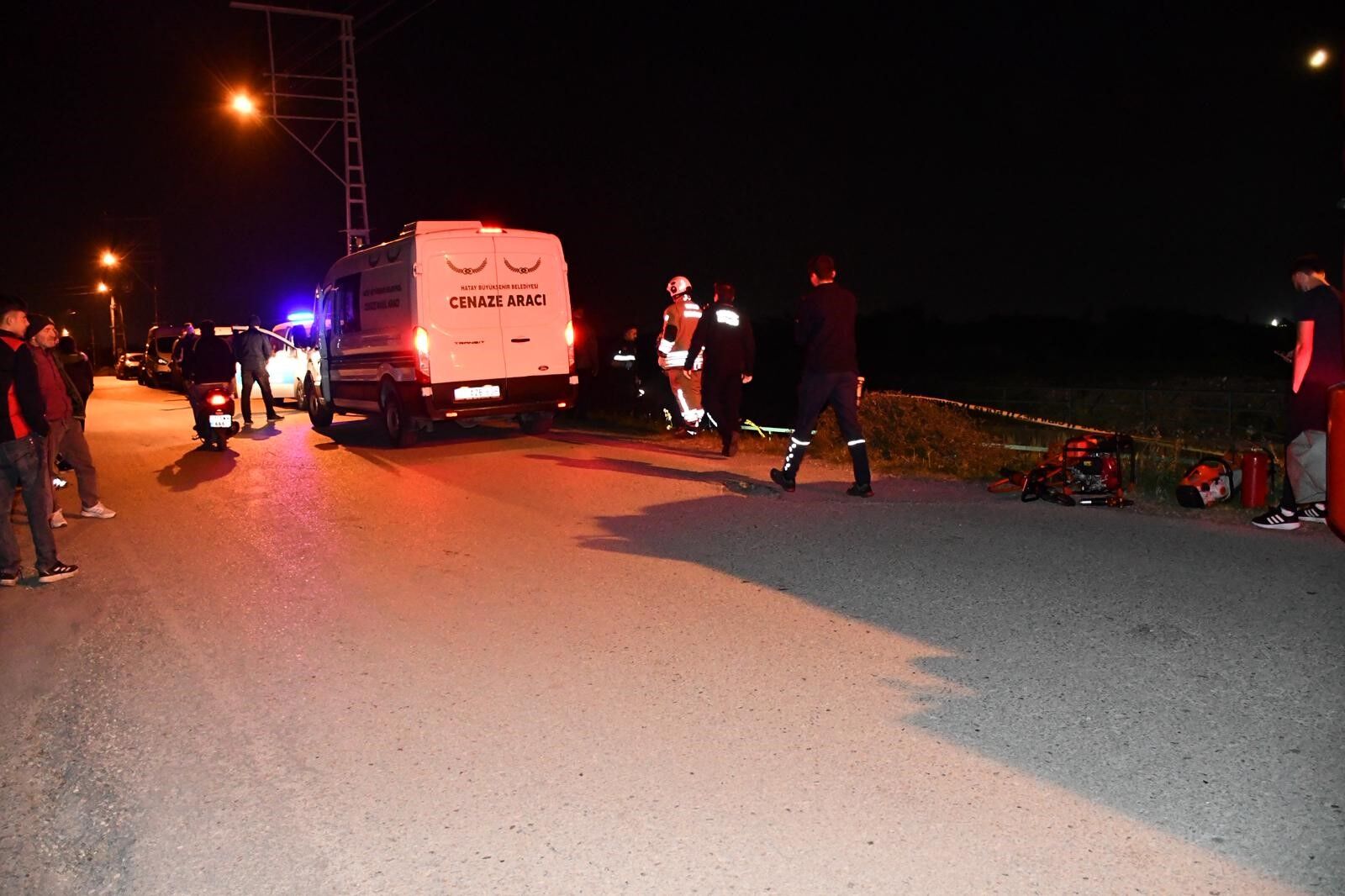Gece Şarampole Uçan Motosiklet Sürücüsü Olay Yerinde Yaşamını Yitirdi (2)