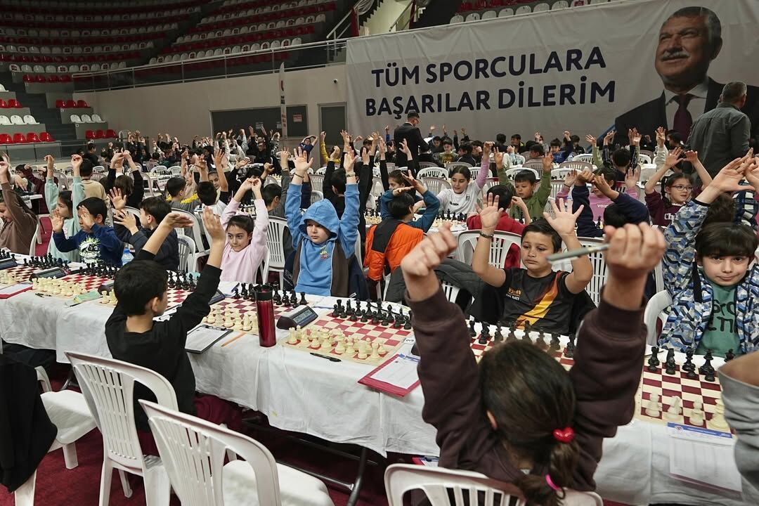 Karnavalda Zekâ Hamlesi Satranç Turnuvasına Yoğun İlgi (1)