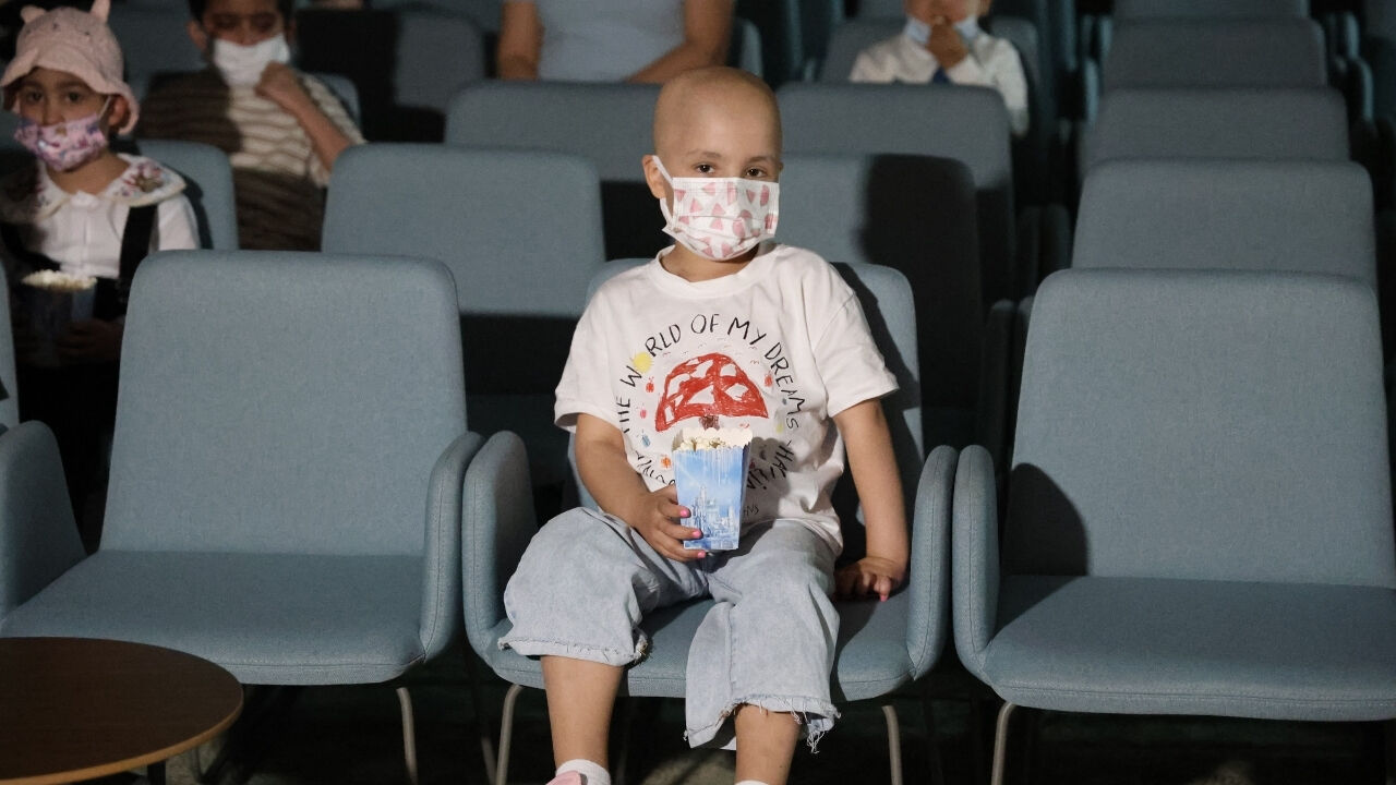 Lösemiyi Yenen Minikler 23 Nisan'ı Sinema Keyfiyle Kutladı (6)