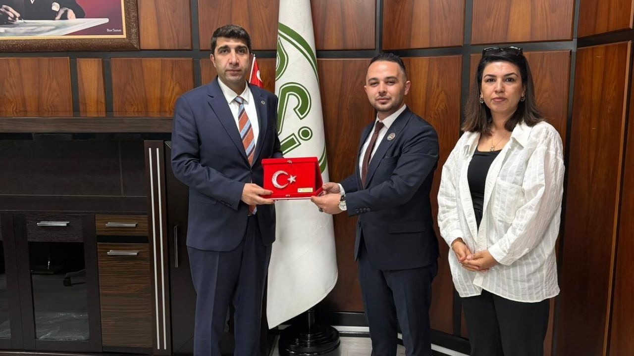 Şehit Gazi Sen’den Dsi̇ 6. Bölge Müdürlüğü’ne Ziyaret (2)