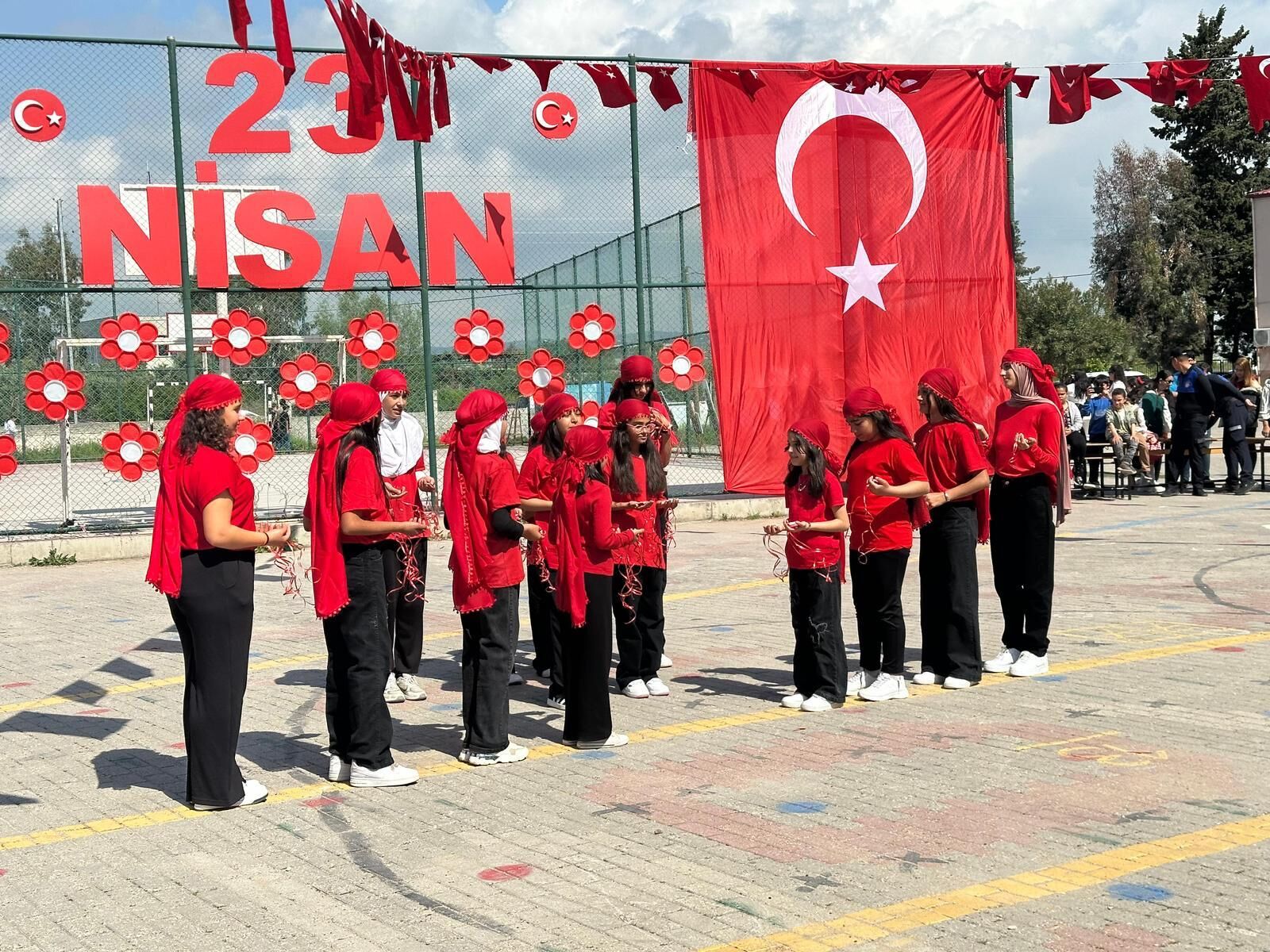 Yumurtalık’ta Çocuklar Için Renkli Kutlama5