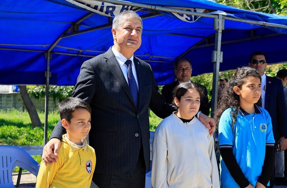 Yumurtalık’ta Gönül Köprüleri Vali Yavuz Hem Dinledi Hem Okudu (2)