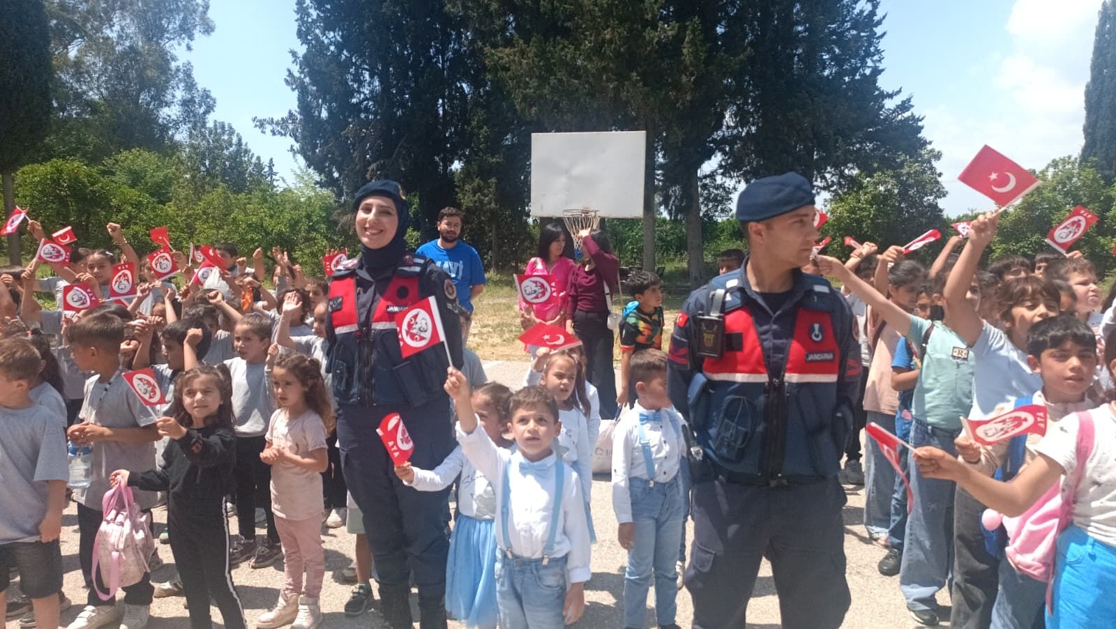 6’Ncı Kolordu Askeri Bandosu İlkokul Çocuklarıyla Buluştu! (4)