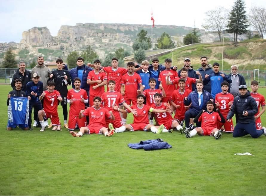 Adaletgücü U 18 Takımı Sezonu Finalde Noktaladı1