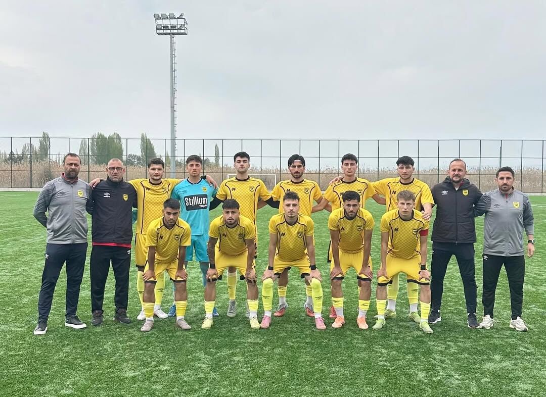 Adana 01 Fk U 19 Takımı Son 8’E Kaldı (2)