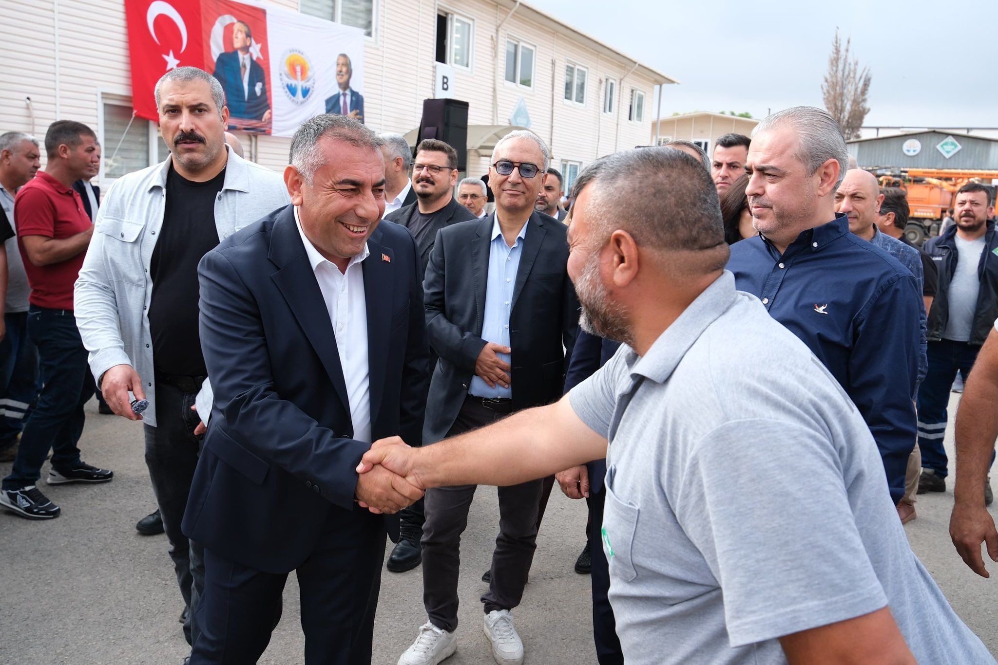 Adana Büyükşehir Belediyesinde Bayramlaşma Mesaisi Başladı