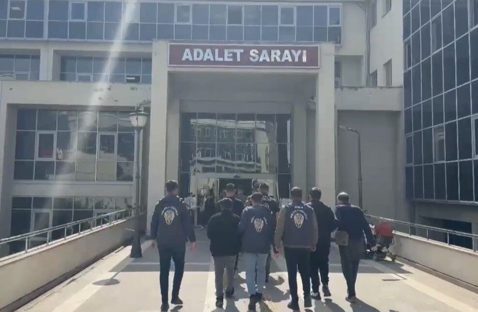 Adana Dahil 9 Ilde Yapay Zeka 2 Operasyonu 11 Tutuklama (2)