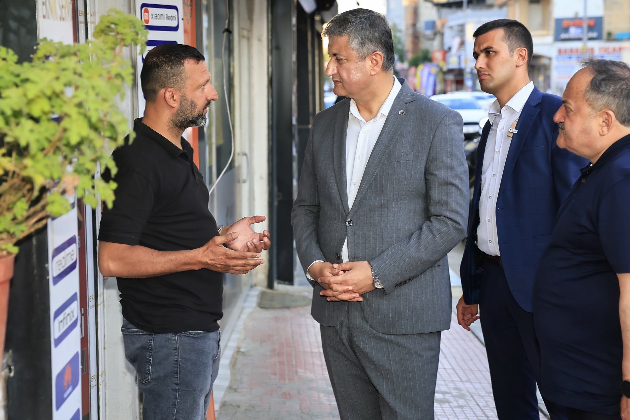 Adana Valisi Mustafa Yavuz'dan Tellidere Mahallesi'nde Esnaf Ziyareti2