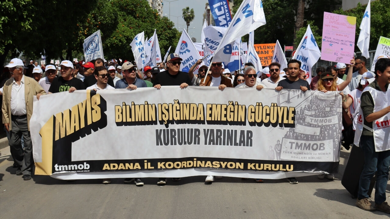 Adana’da 1 Mayıs Coşkusu Alanlara Yansıdı (6)