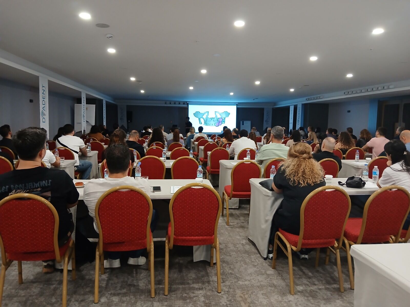 Adana’da Implant Teknolojileri Masaya Yatırıldı