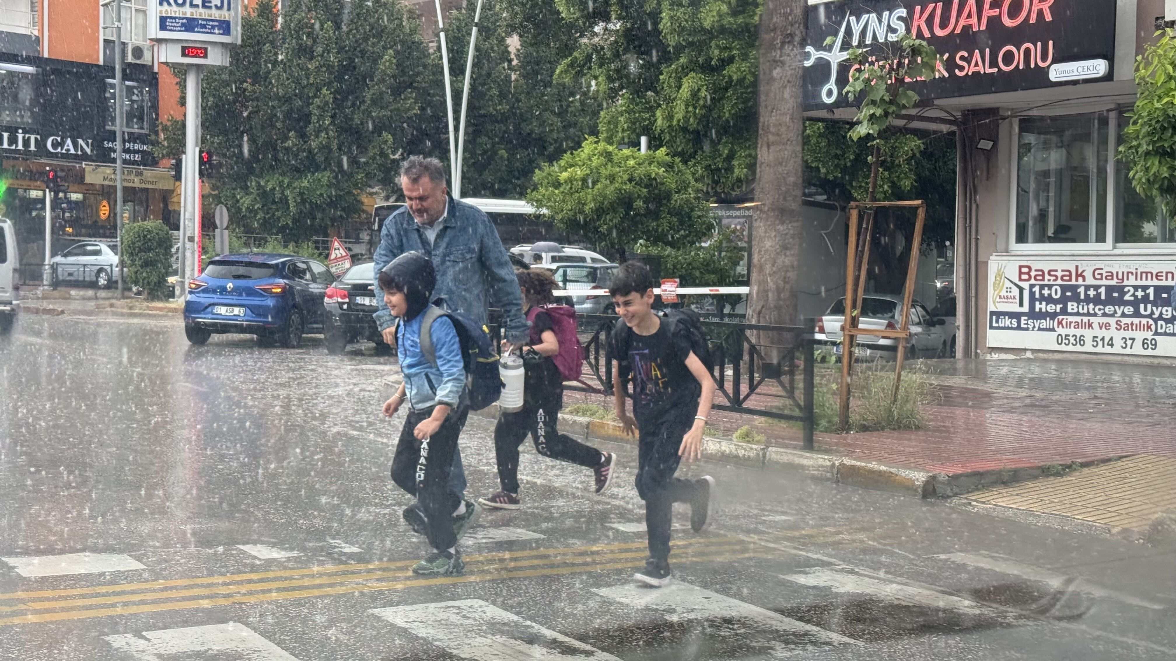 Adana’da Mayıs Ortasında Sağanak Sürprizi-1