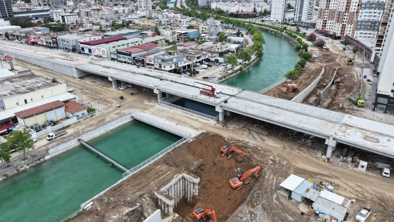 Adana’da Trafik Çilesine Sona Yaklaşıldı (1)