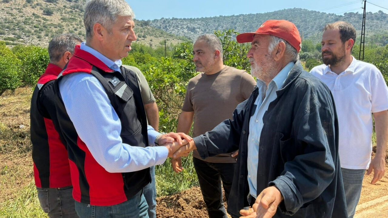 Atilla Bayazıt, Üreticilere Geçmiş Olsun Ziyaretinde Bulundu (1)
