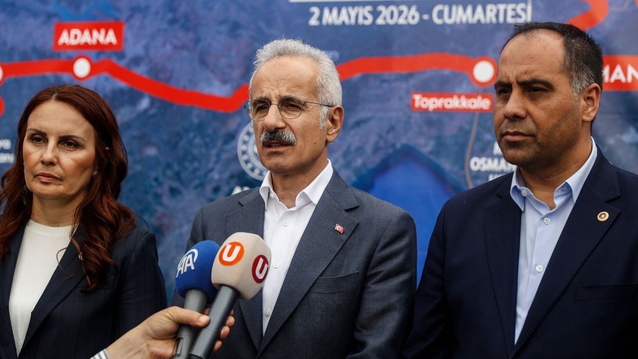 Bakan Uraloğlu, Mersin Adana Gaziantep Hızlı Tren Projesini Inceledi