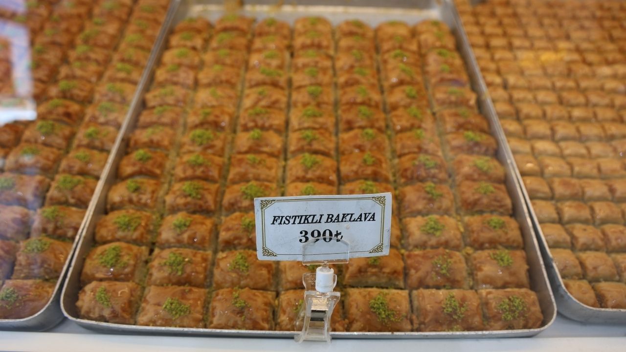 Bayram Öncesi Baklava Alanlar Dikkat “Kutunun Darasını Mutlaka Sorun” (4)