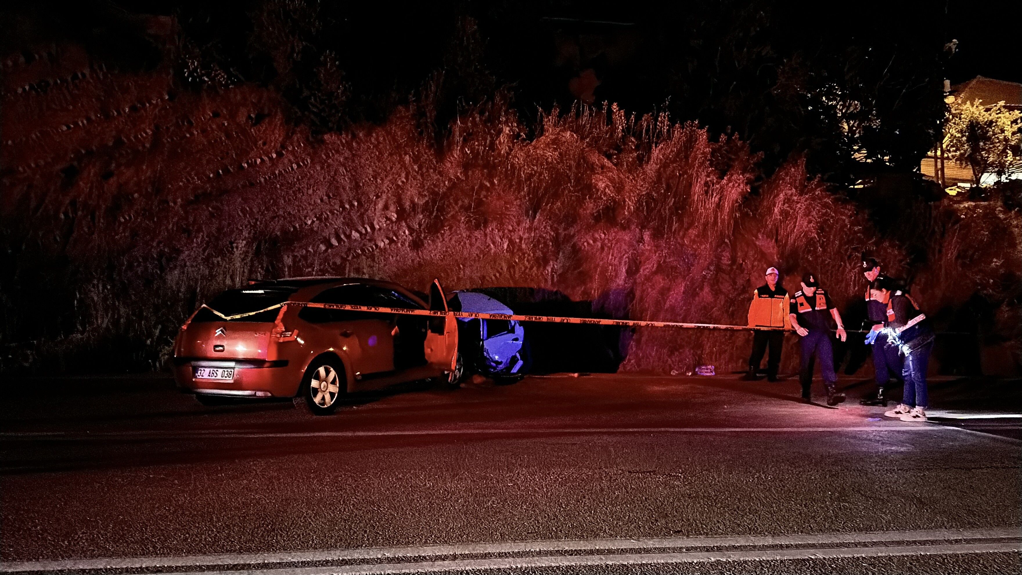 Bayram Yolunda Can Pazarı Zincirleme Kazada 4 Ölü, 11 Yaralı (2)