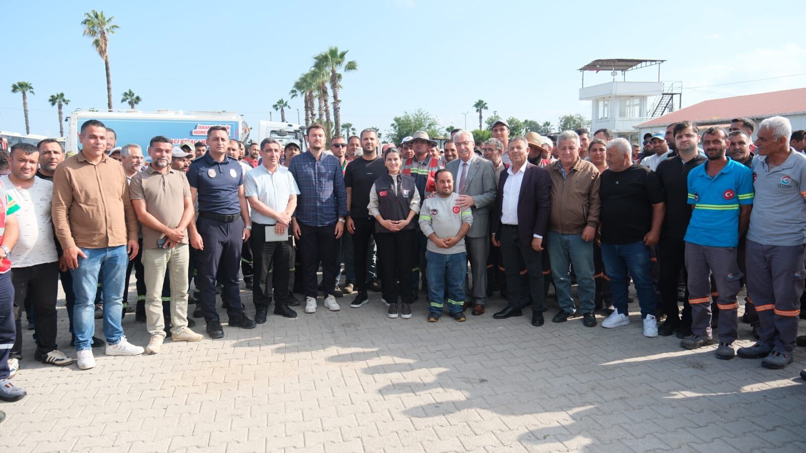 Ceyhan Belediyesi'nden Bayramlaşma2