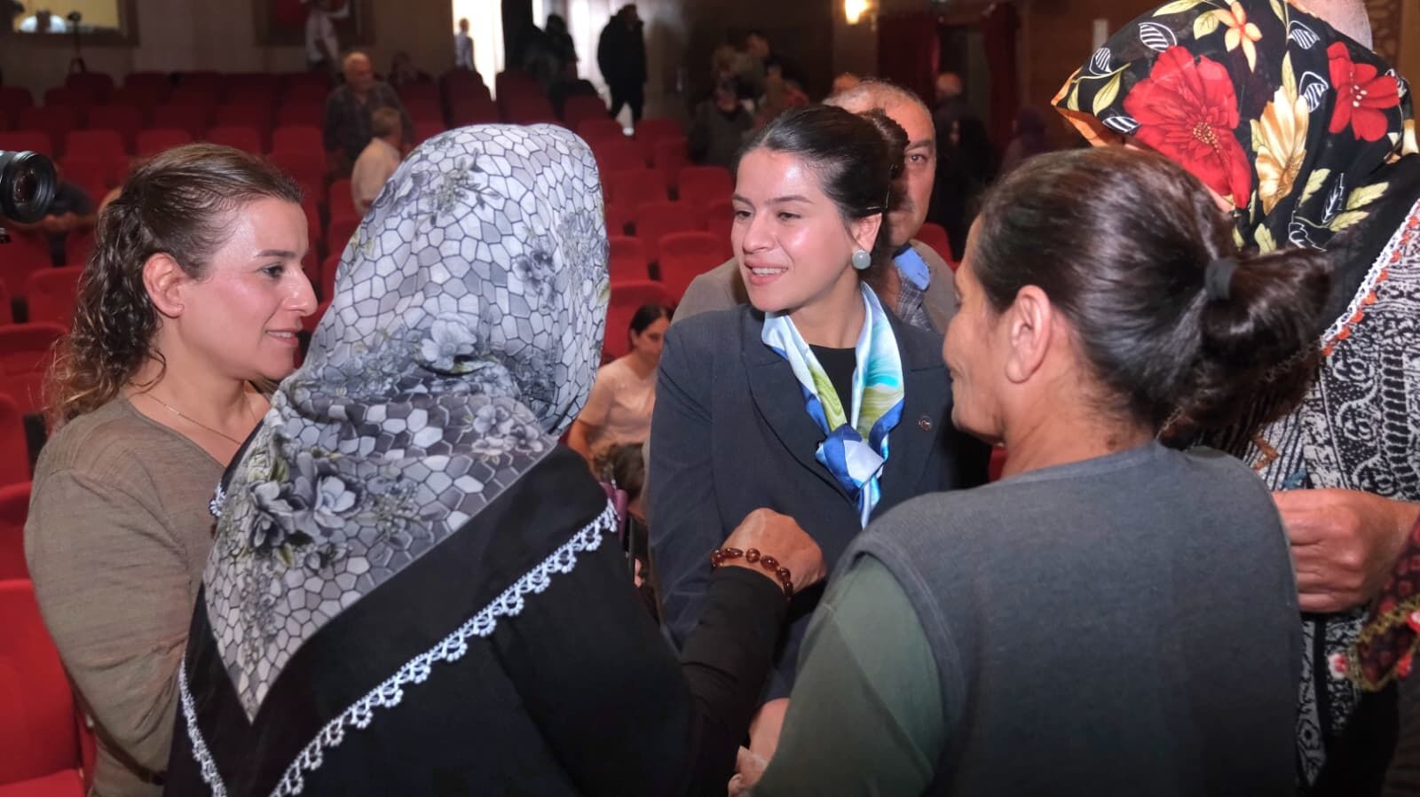 Ceyhan’da Binlerce Emekliye 2 Bin Tl Bayram Desteği Yatırıldı (2)