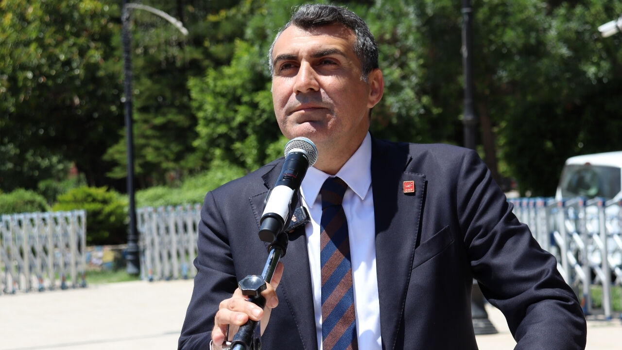 Chp Adana Teşkilatı 19 Mayıs'ı Kutladı Anıl Tanburoğlu