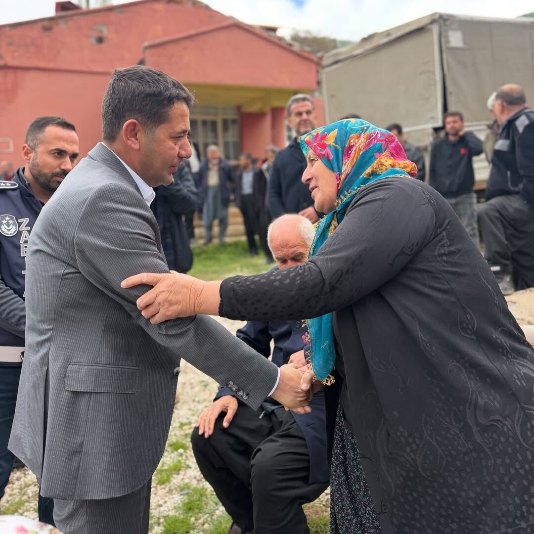 Feke’de Hıdırellez Coşkusu Gürümze’de Birlik Sofrası Kuruldu (3)