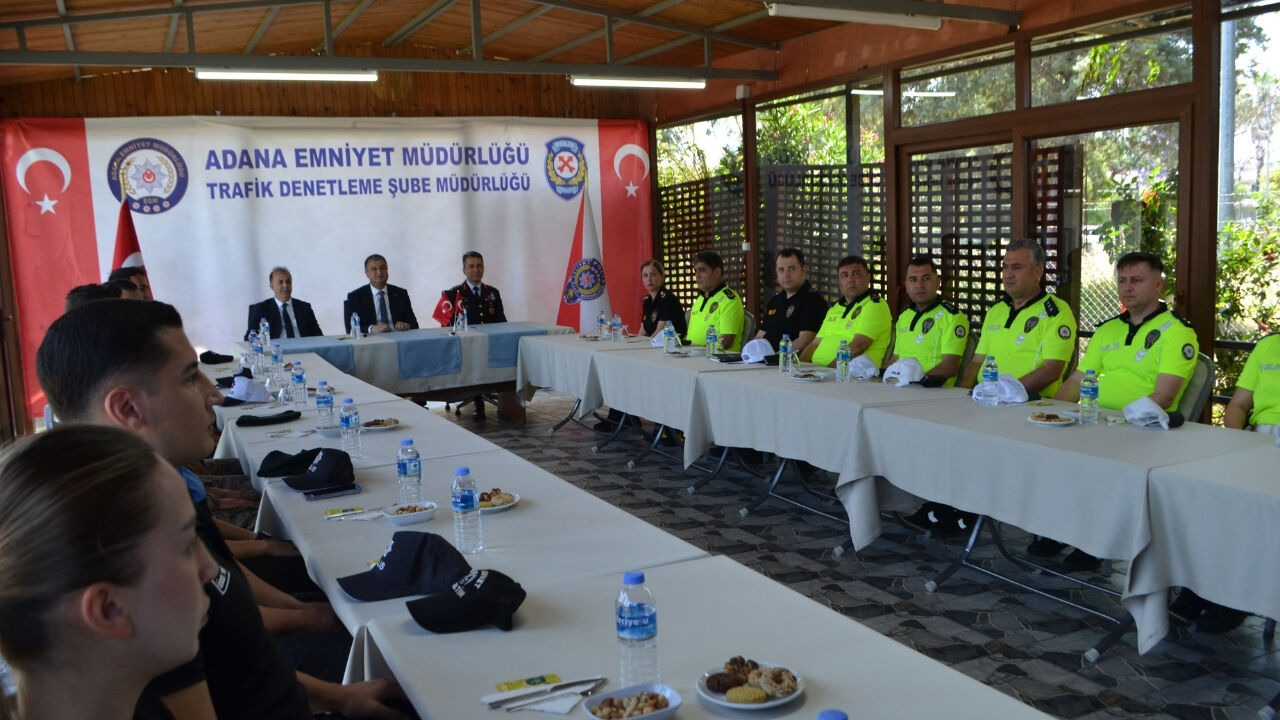 Mustafa Yavuz'dan Bayram Mesaisindeki Ekiplere Ziyaret (4)