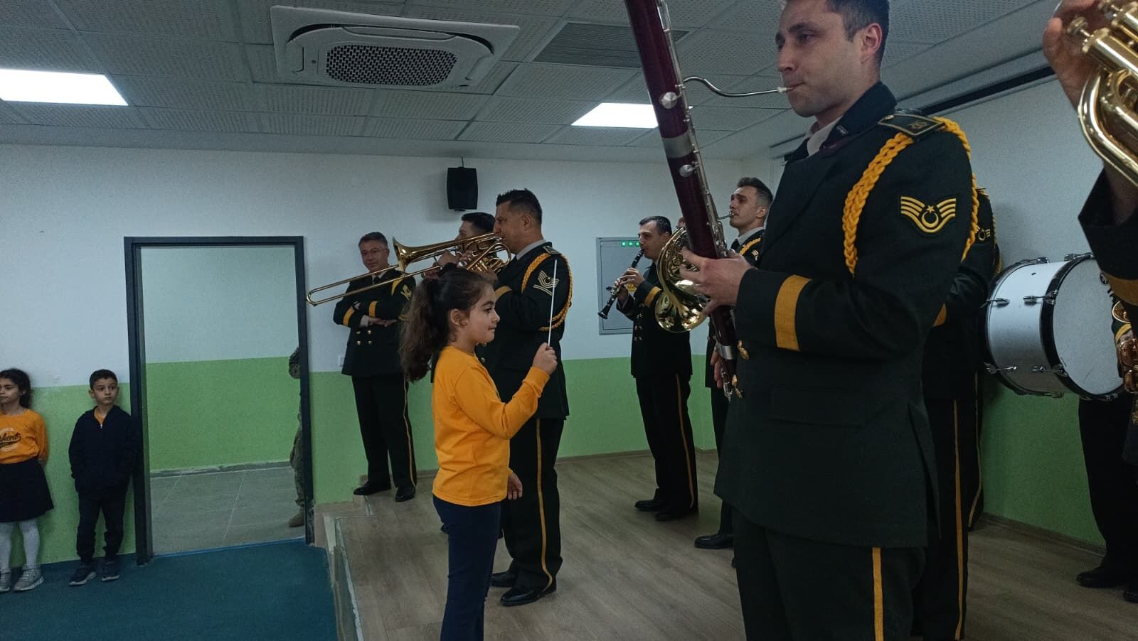 Şef Çubuğu Minik Ellere Emanet Atakent’te Bando Şöleni (4)